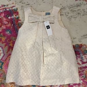 Baby Gap baby girls gold metallic dress
